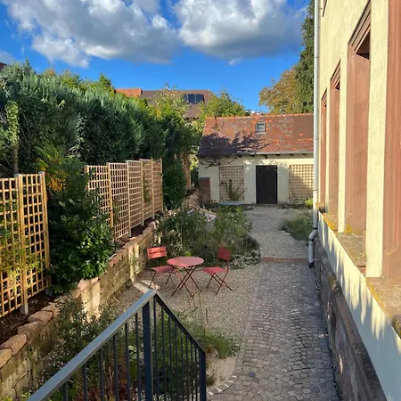 Grosse Pause Altes Schulhaus * Schweigen-Rechtenbach