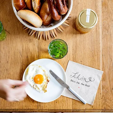 Grosse Pause Altes Schulhaus *